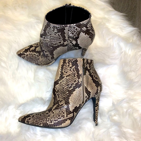 BP faux snakeskin bootie size 9.5 - Picture 1 of 8